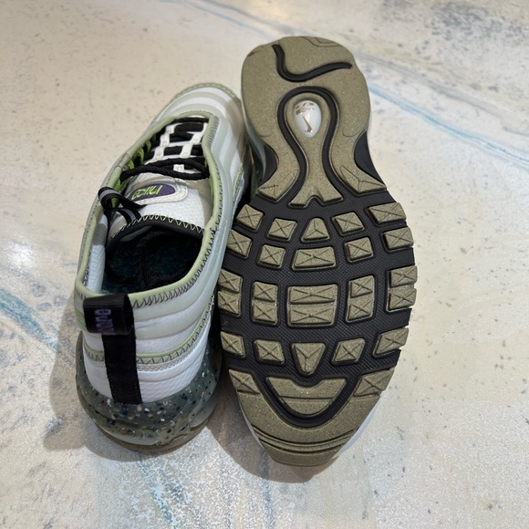 NEW AIR MAX TERRASCAPE MENS 97 RUNNING SHOES WHITE/GREEN DJ5019-002 SIZE 9 - Picture 4 of 6